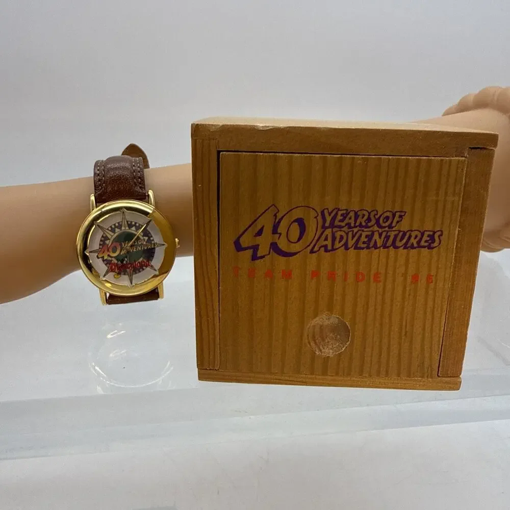 DisneyLand 40 Years of Adventure TEAM Pride Watch Rare #1835 0f 5000 Works Video